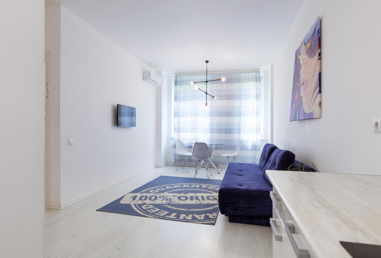 Comfort Town Apartment *